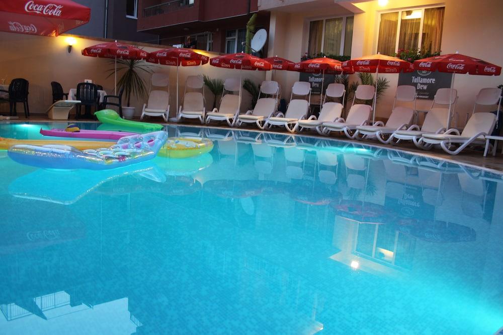 Italia Hotel Nessebar Extérieur photo