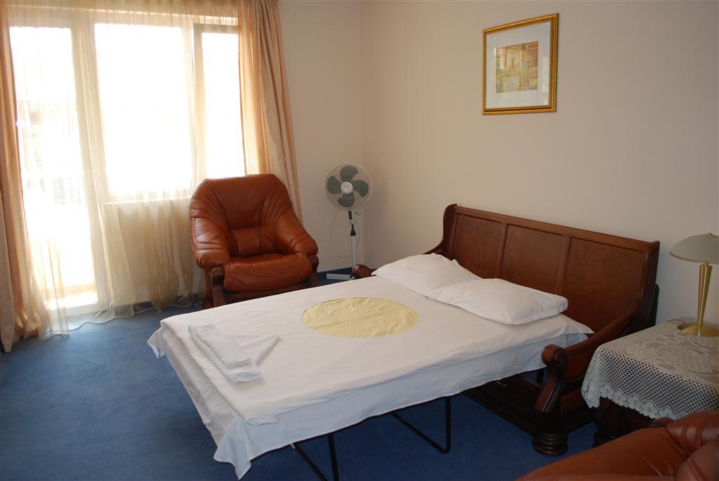 Italia Hotel Nessebar Extérieur photo