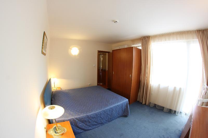Italia Hotel Nessebar Extérieur photo